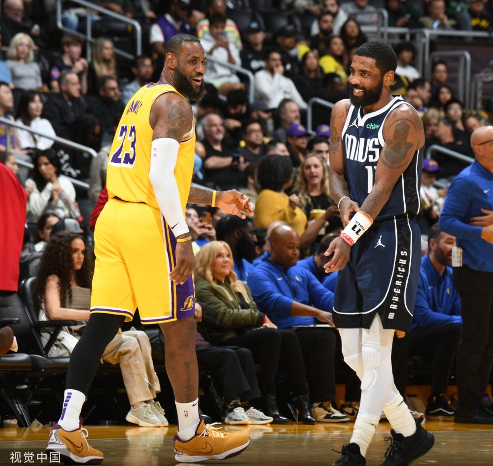 场转会战中 场转会战中